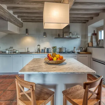 Villa Pietrasanta Villa Pietrasanta